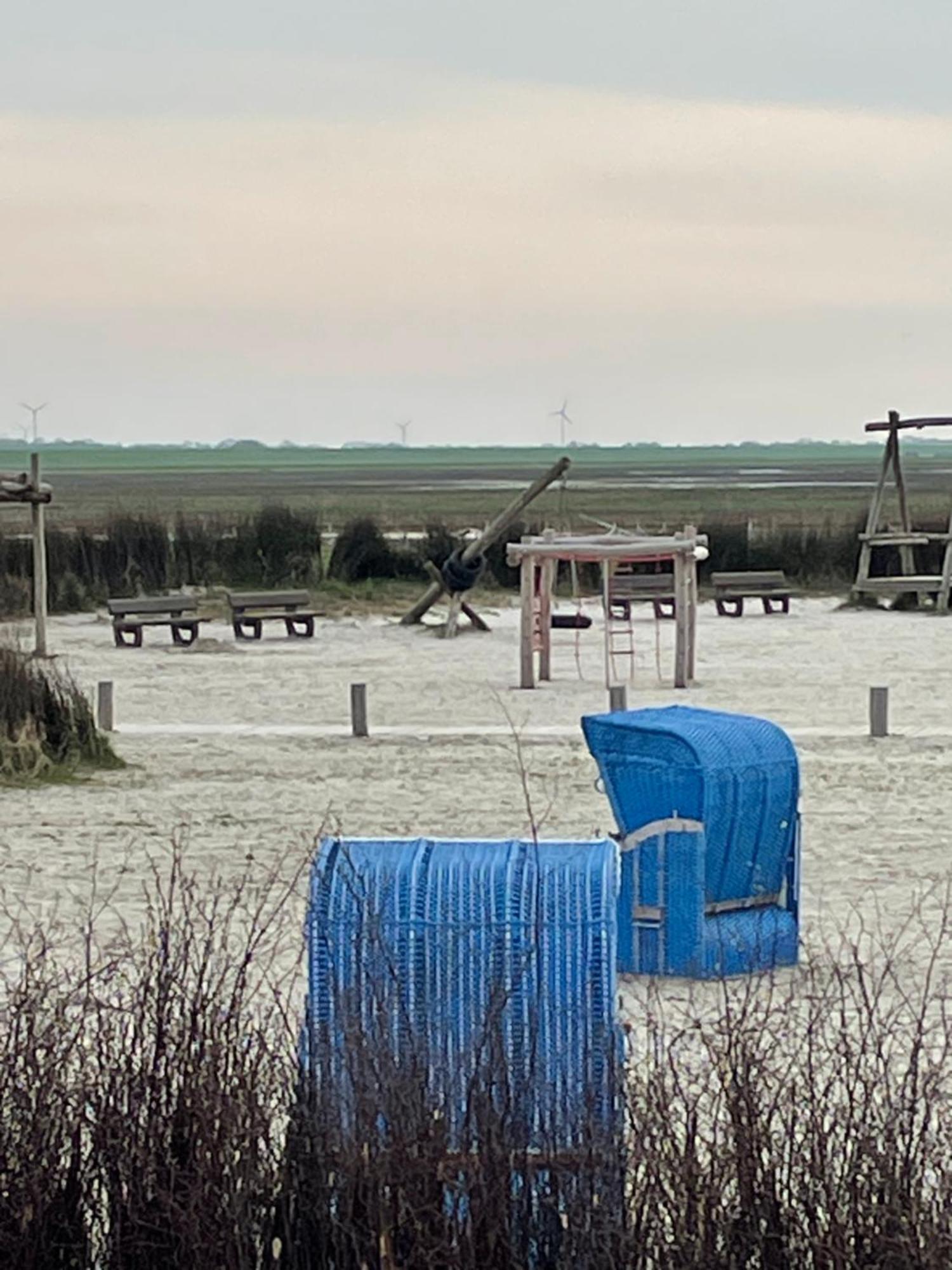 Willa Nordseekueste Am Deich Mit Schoenem Garten Neßmersiel Zewnętrze zdjęcie